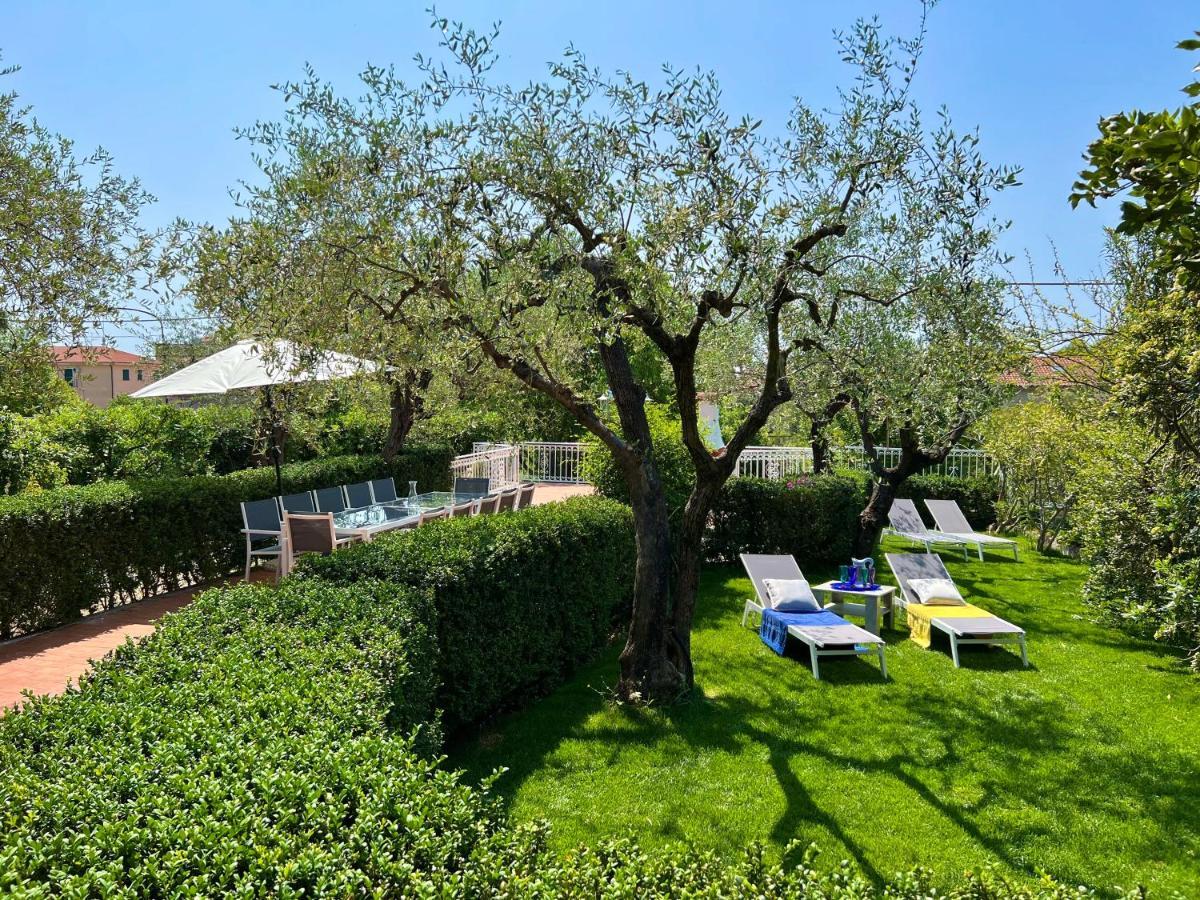 Villa La Rodina دْيانو مارينا المظهر الخارجي الصورة
